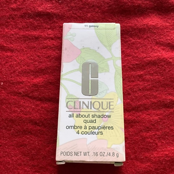 EUC - Clinique “11 Galaxy” Eyeshadow quad, cool tones - Picture 3 of 4